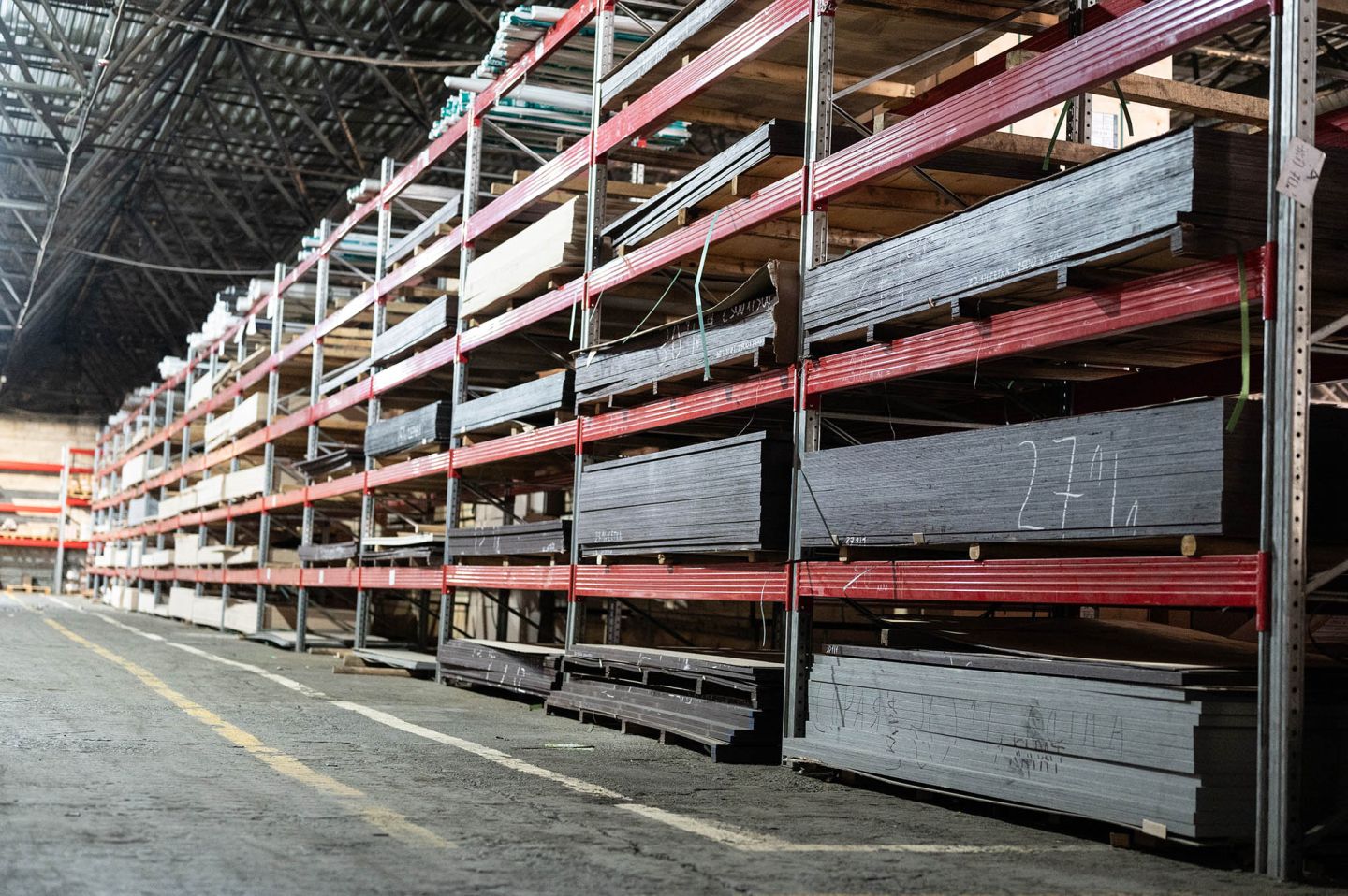 Фанера ФОФ сетчатая 15мм 2500х1250 мм сорт 1/2 березовая