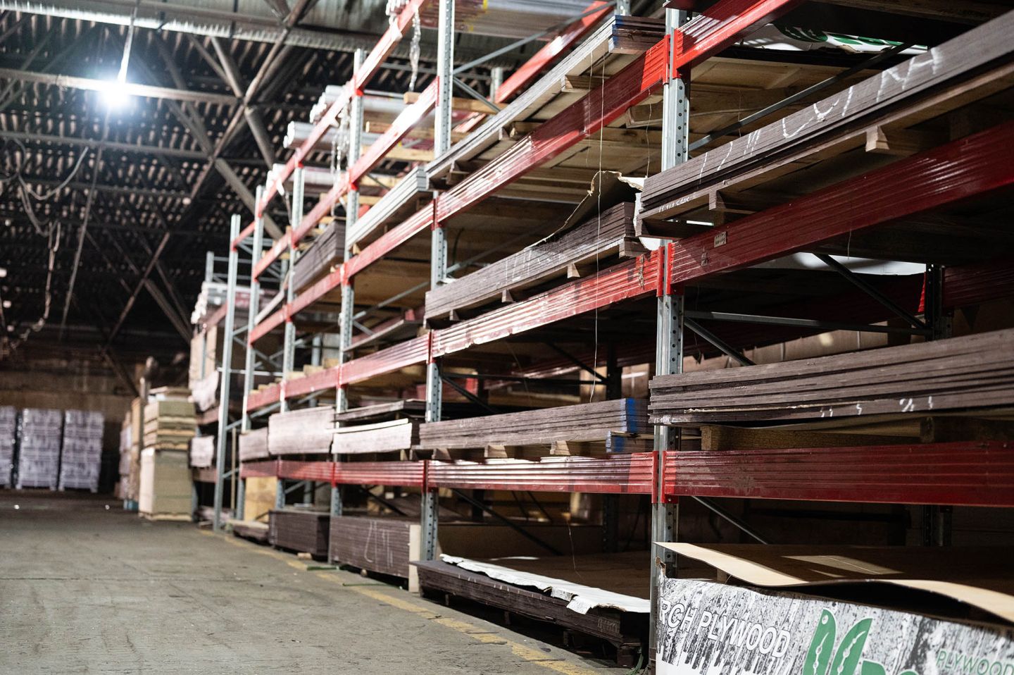 Фанера ФОФ сетчатая 18мм 2440х1220 мм сорт 3/3 березовая