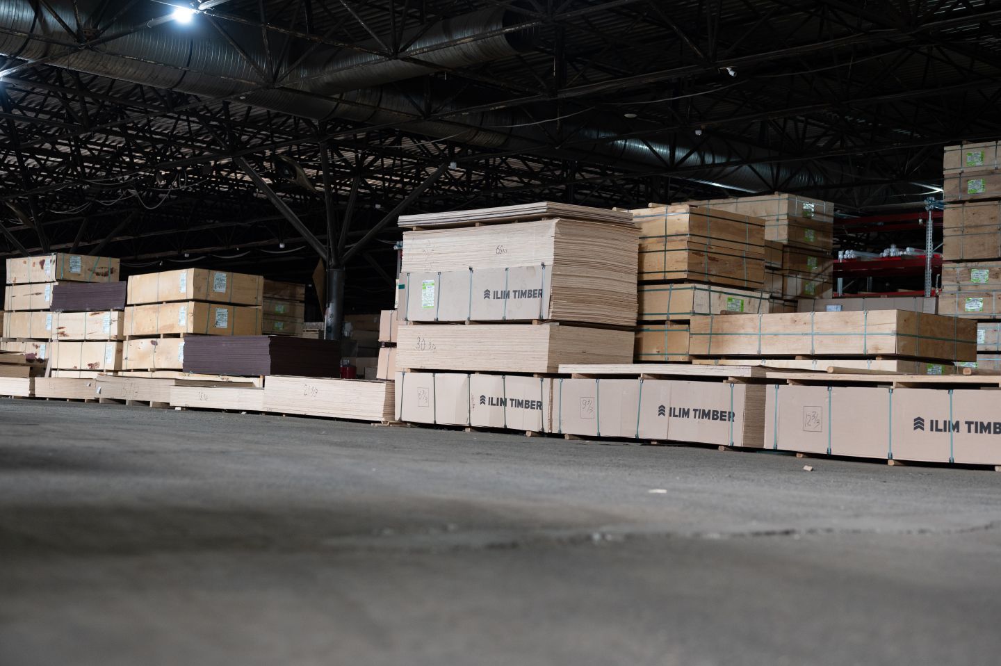 Фанера ФСФ 18мм 2440х1220 мм сорт 2/2 шлифованная хвойная влагостойкая