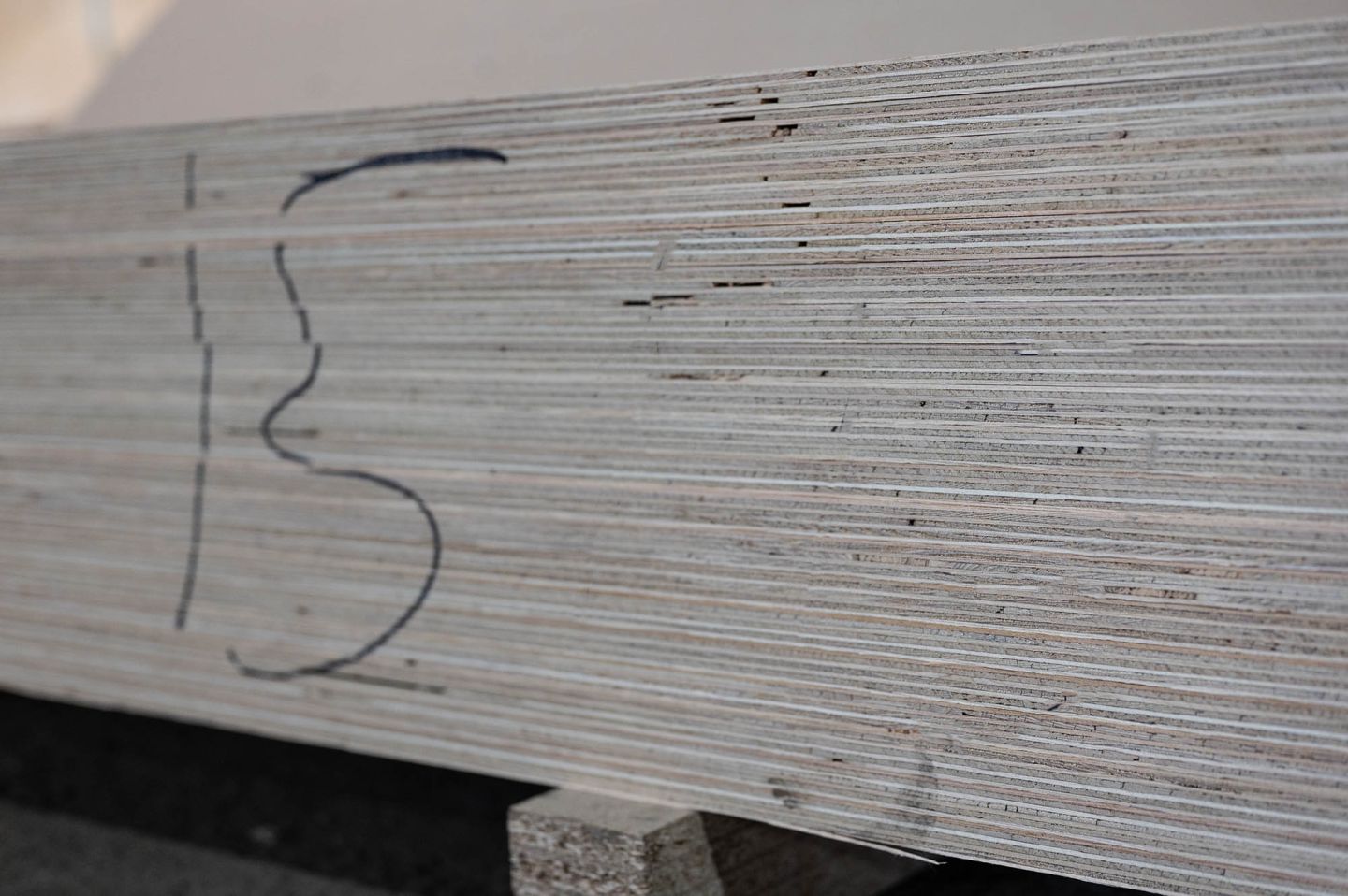 Фанера ФСФ 15мм 2440х1220 мм сорт 1/3 шлифованная хвойная влагостойкая