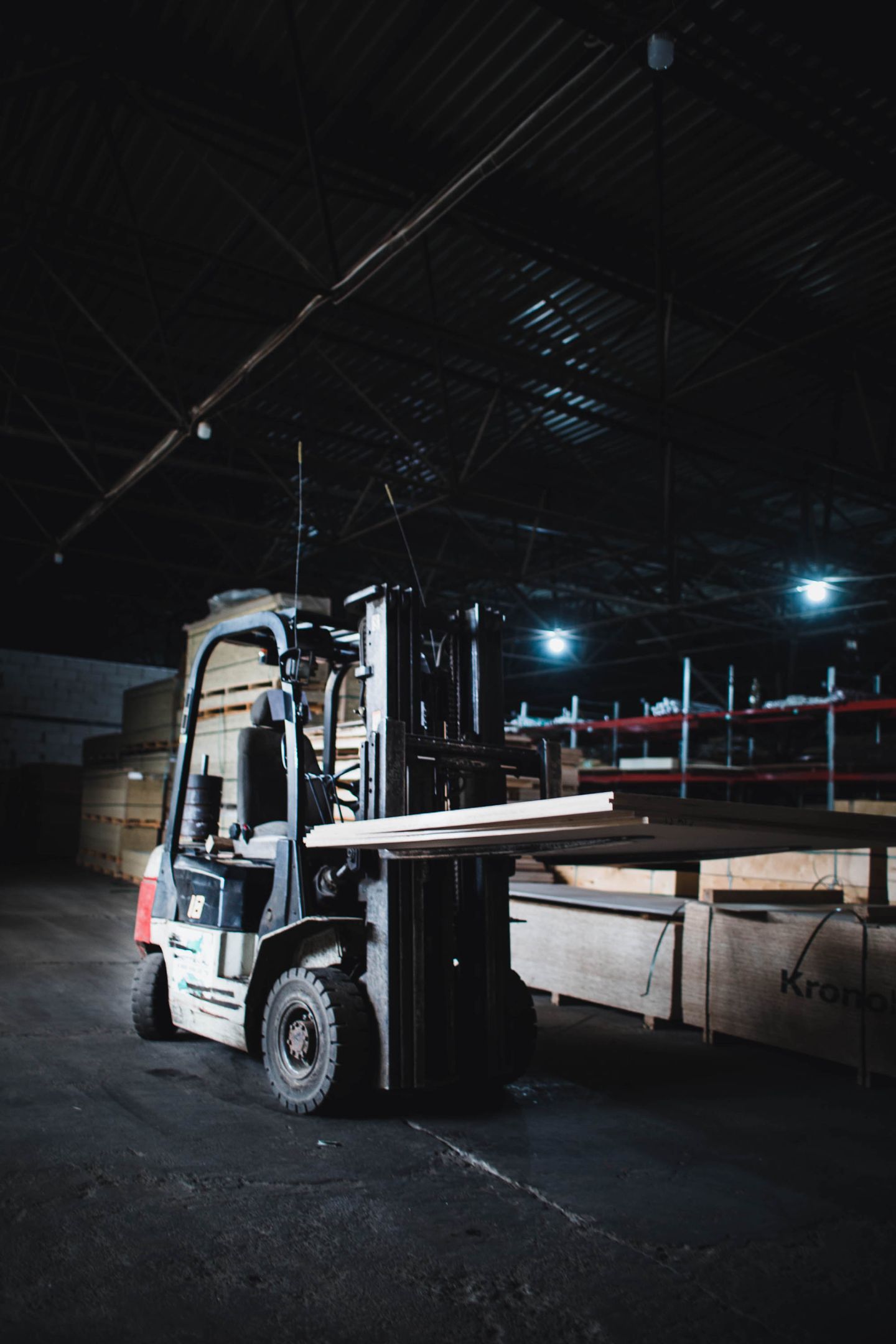 Фанера бакелизированная 9мм 2440х1220 мм сорт ФБВ березовая влагостойкая