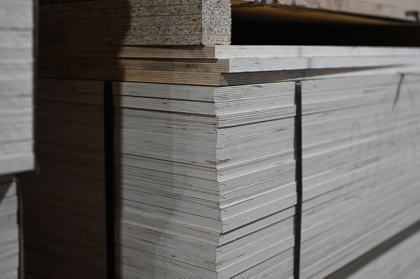 Фанера ФК 24мм 1525х1525мм сорт 4/4 нешлифованная березовая