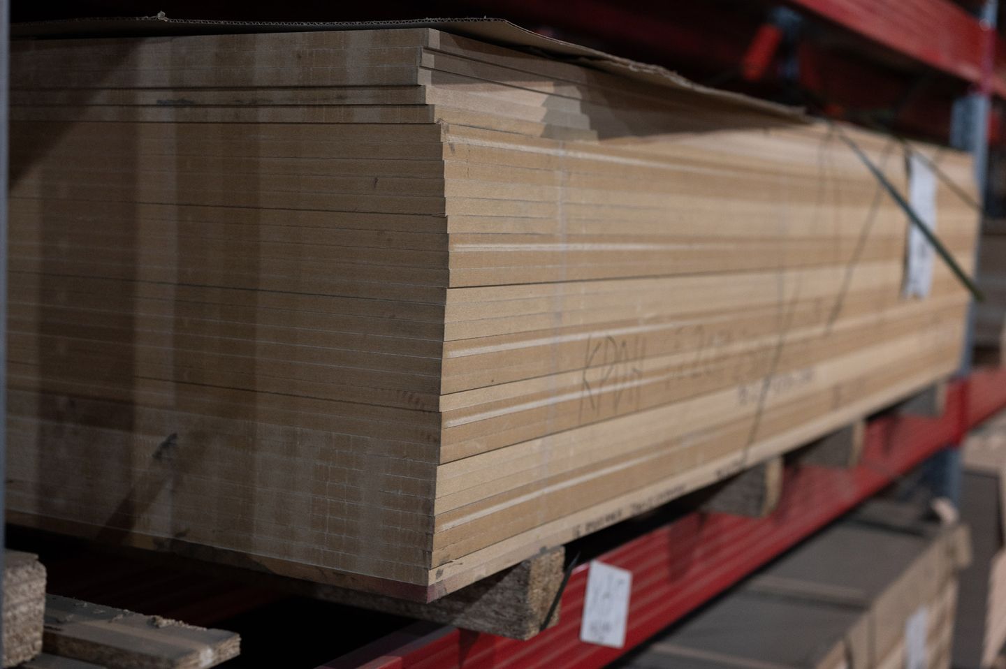 Плита МДФ Kronospan шлифованная 19мм 2500х2070 мм 1 сорт Kronospan