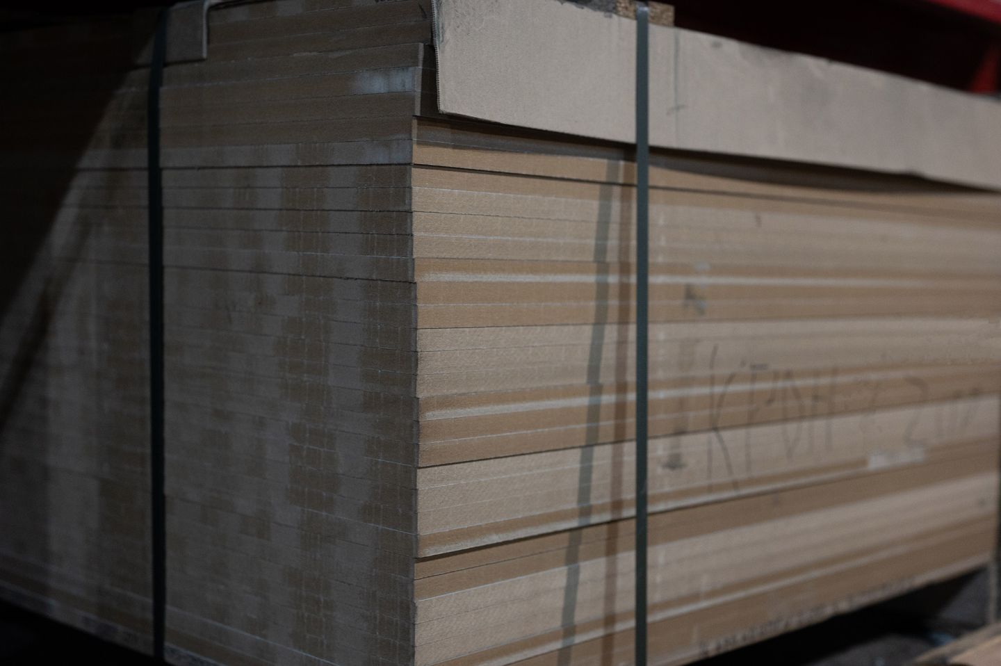 Плита МДФ Kronostar 16мм 2800х2070 мм Kronostar