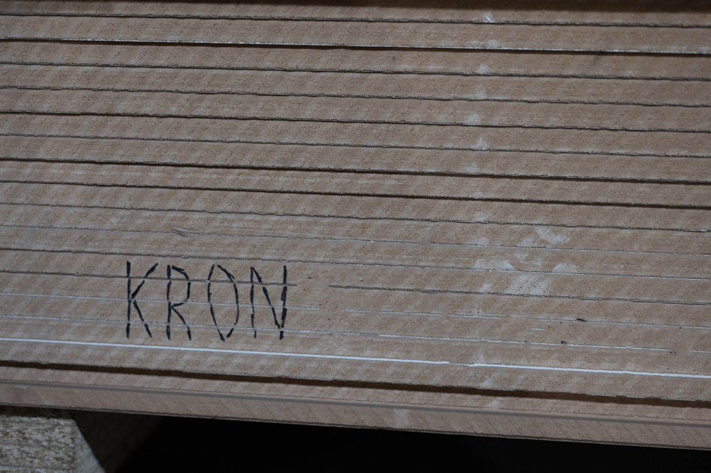 Плита МДФ Kronostar 22мм 2800х2070 мм Kronostar