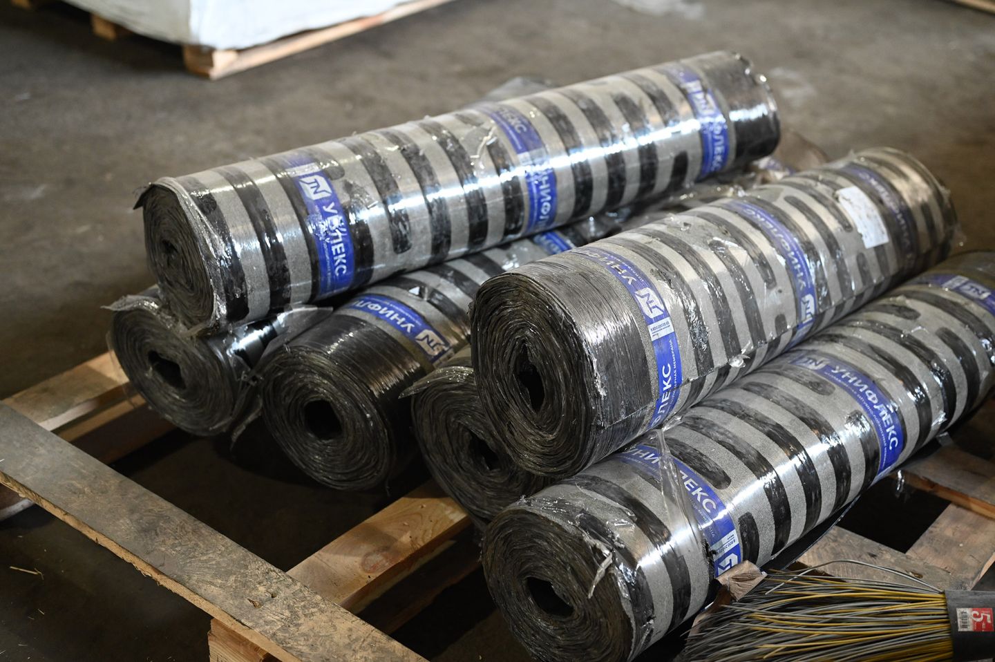 Кровельный материал Унифлекс ТКП 10 м² Технониколь