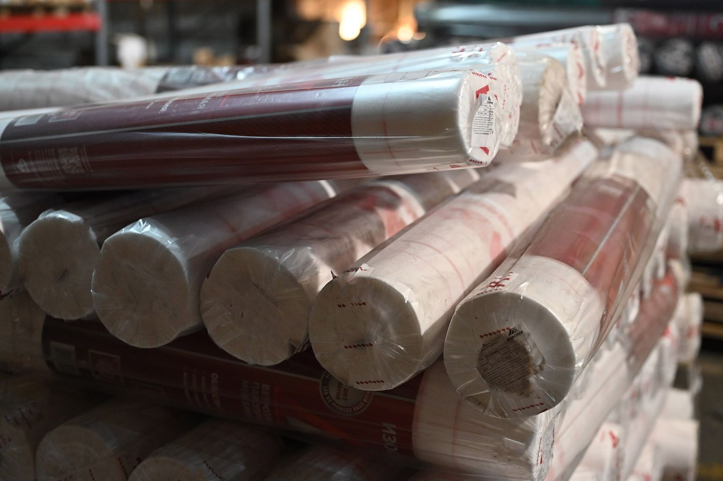 Мембрана A 70м2 ветровлагозащитная с огнезащитными добавками Изоспан