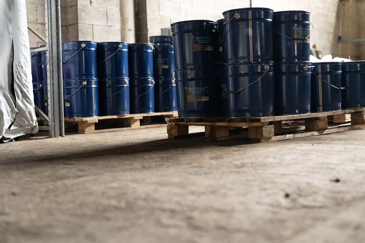 Мастика AquaMast битумная фундаментная 3 кг Технониколь