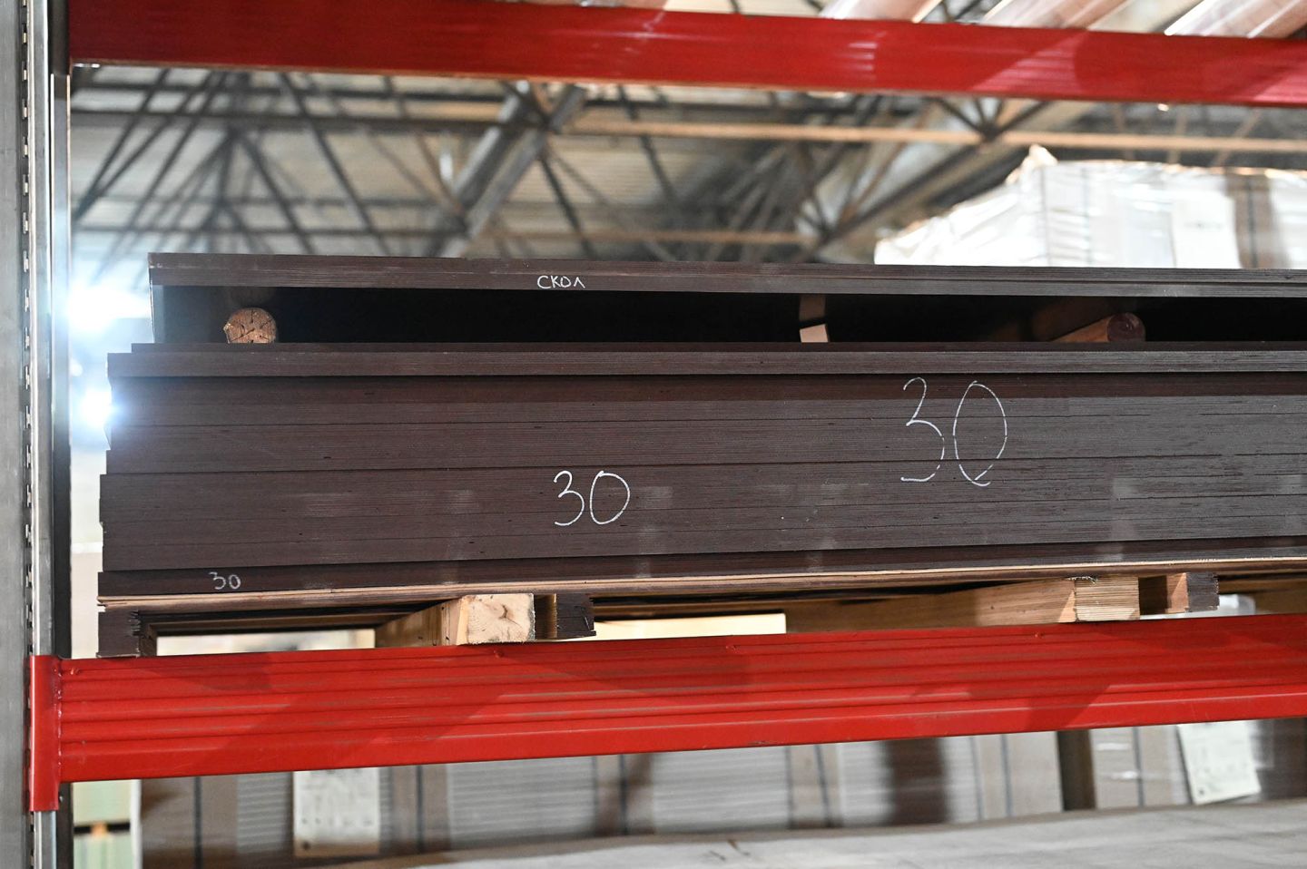 Фанера ФОФ ламинированная 30мм 2500х1250 мм сорт 1/1 березовая