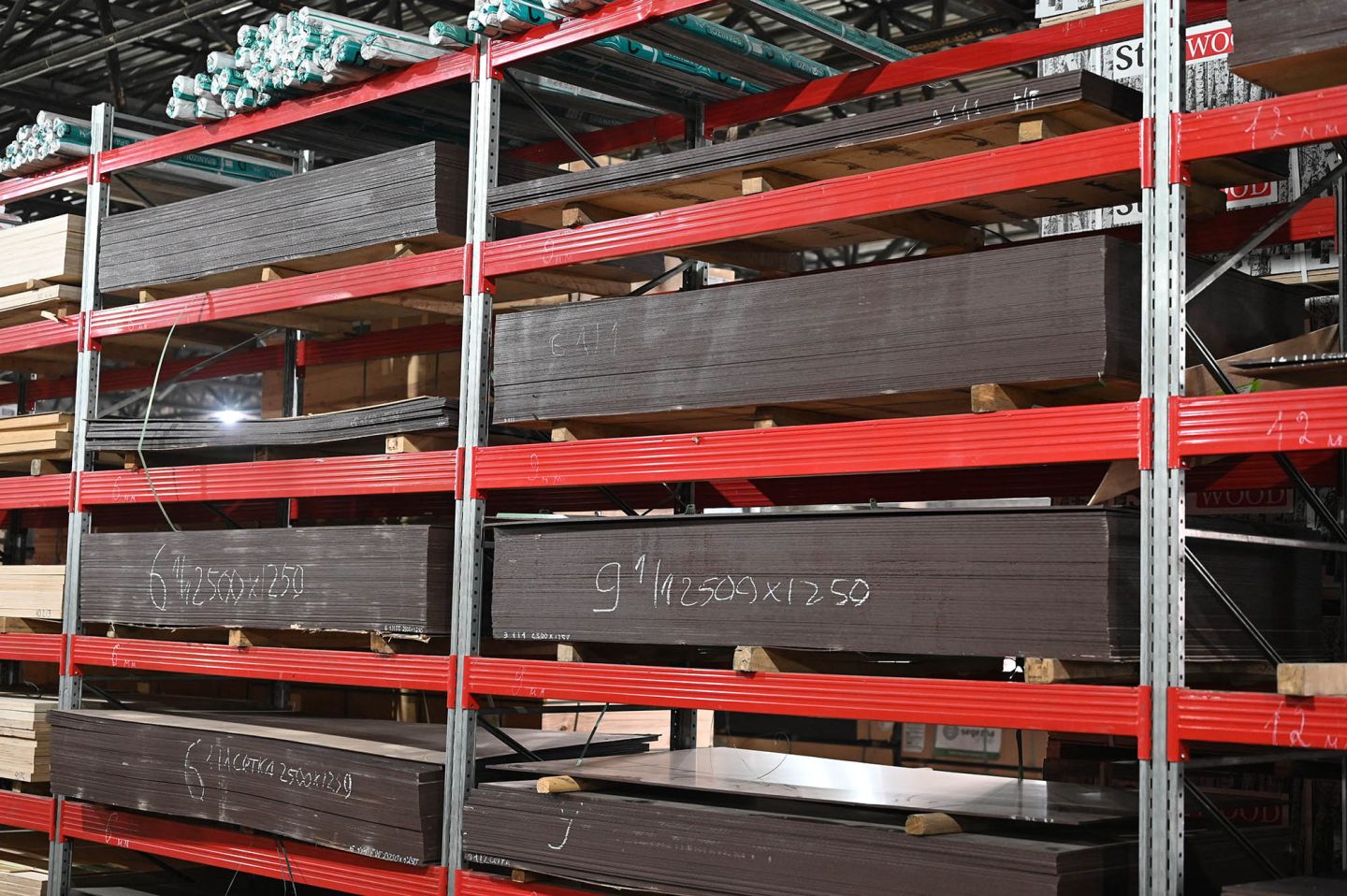 Фанера ФОФ ламинированная 6мм 2500х1250 мм сорт 3/3 березовая