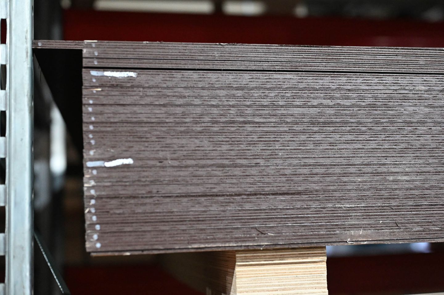 Фанера ФОФ ламинированная 15мм 3000х1500 мм сорт 1/1 березовая BL (черная)