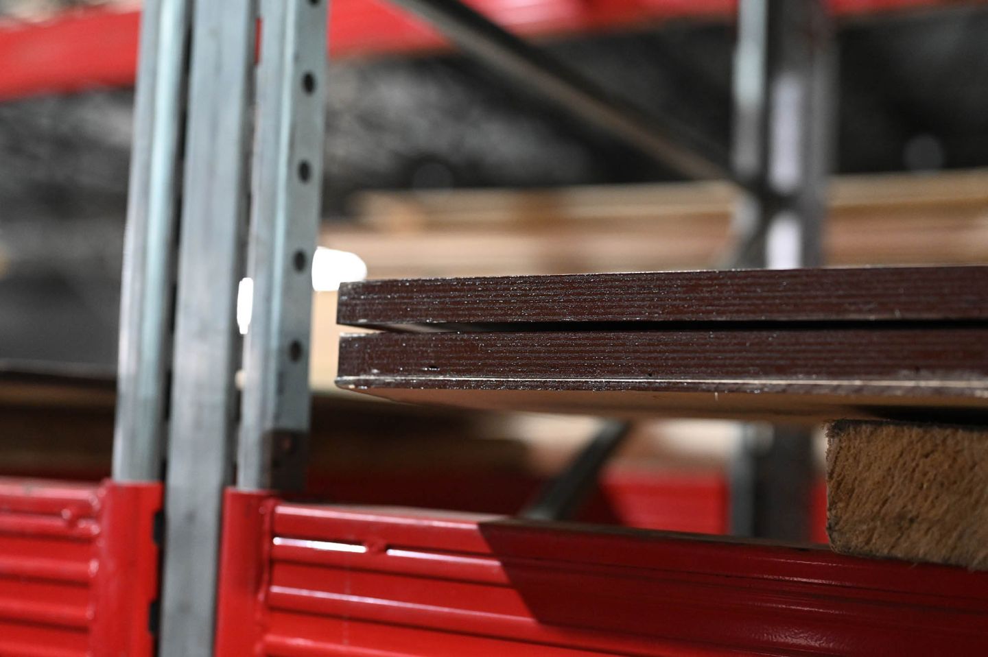 Фанера ФОФ ламинированная 12мм 2440х1220 мм сорт 1/3 березовая