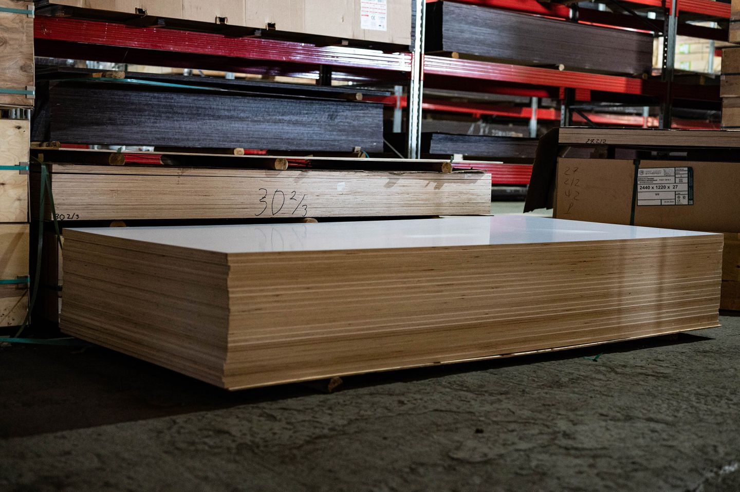 Фанера ФОФ ламинированная 16мм 2530х1265 мм сорт 1/1 березовая WHT (белый цвет)