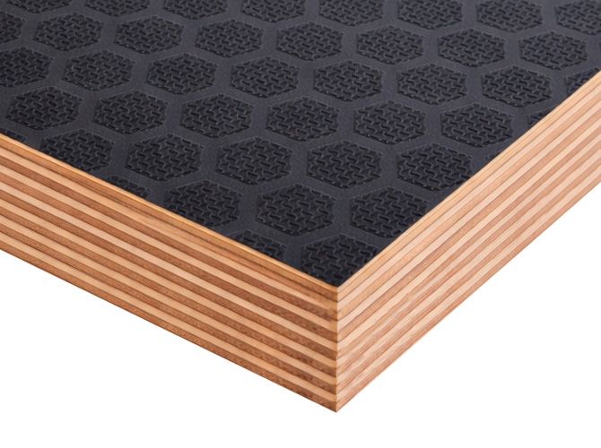 Фанера ФОФ сетчатая 30мм 2500х1250 мм сорт 1/1 березовая 120/120 HEXA